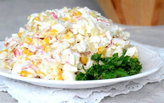 Що потрібно для салату з крабових паличок закуску, яка